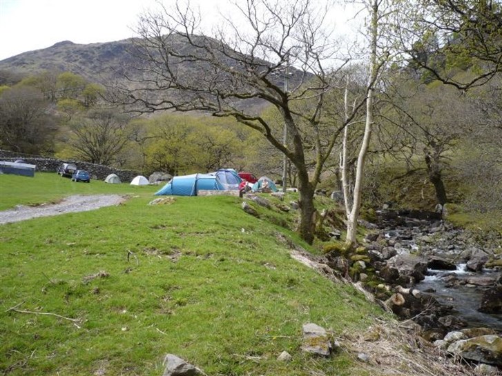 Camping & glamping holidays and camp sites in Beddgelert, Snowdonia